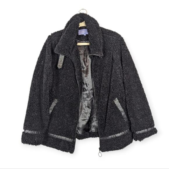 Madden Girl Jackets & Blazers - Madden Girl Black Fleece Sherpa Zip Up Jacket